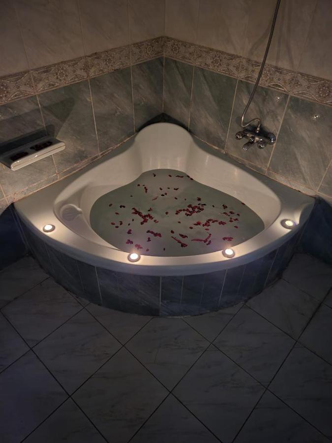 Hk Pyramids Guest House Каир Экстерьер фото